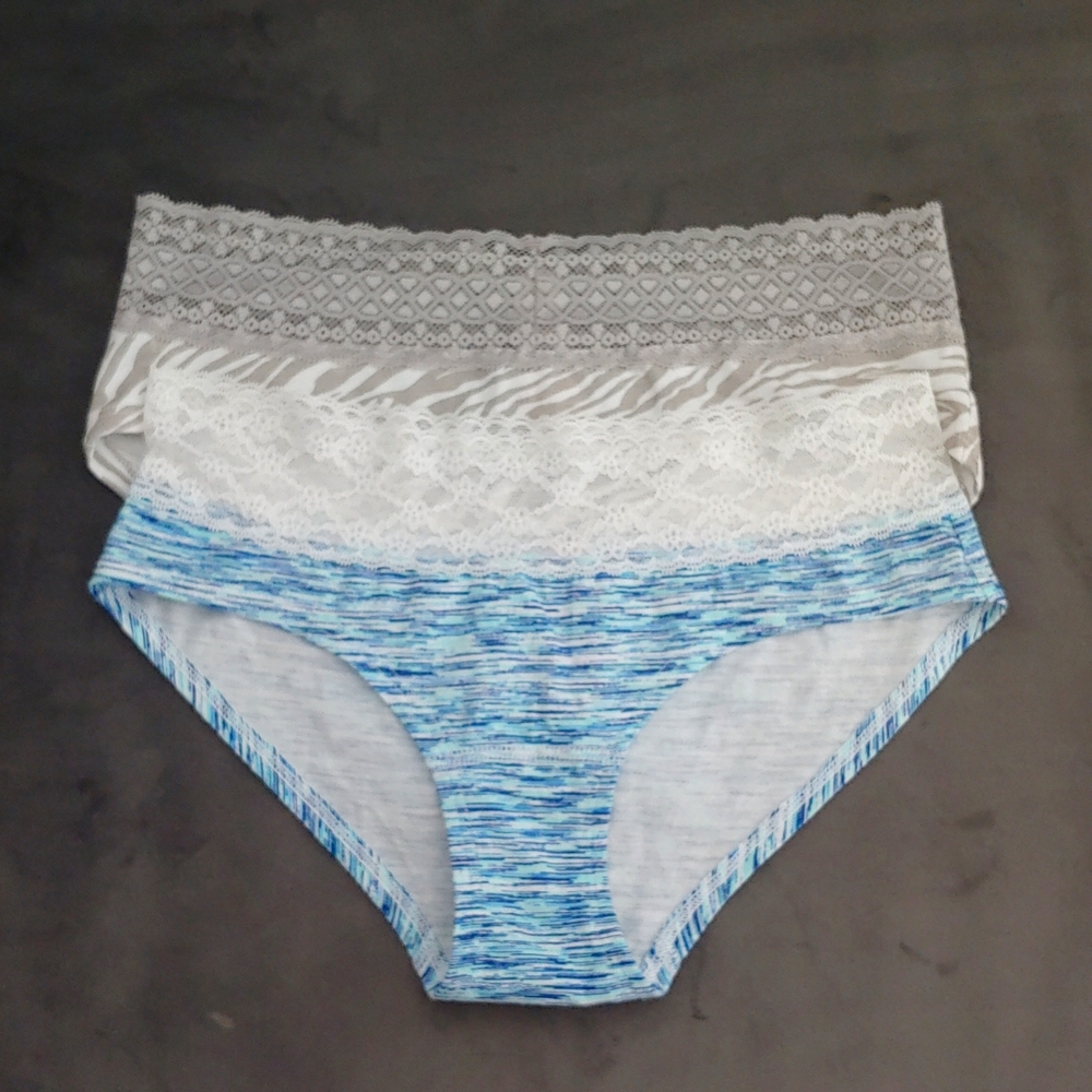 Two Vintage Victoria's Secret Print Hiphugger Panties- Lace Waistband, Small NWT